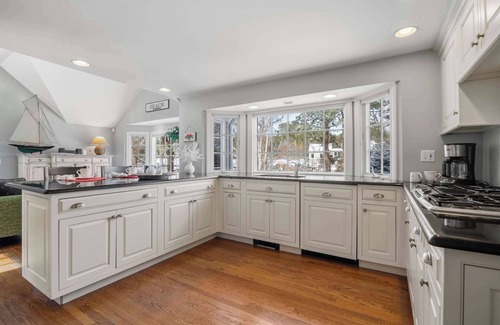 North Chatham House | Luxury Waterfront with Game Room!