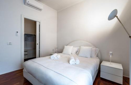 Salario Apartment | Luxury White