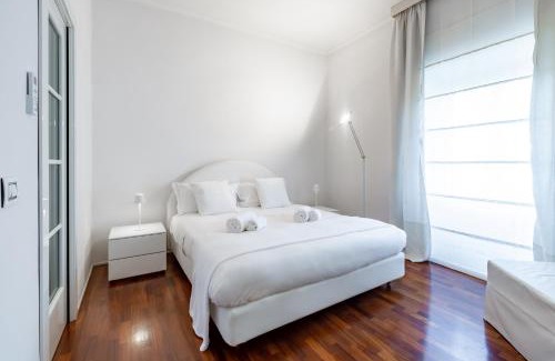 Salario Apartment | Luxury White