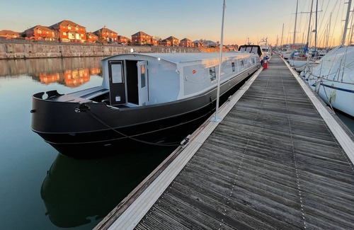 Liverpool Boat Rental | Luxury Wide Beam Canal Boat in the Liverpool Docks