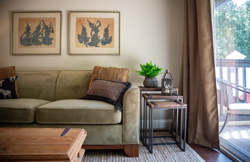 Atascadero Apartment | Luxury Wine Country - Upscale Rustic and Rural