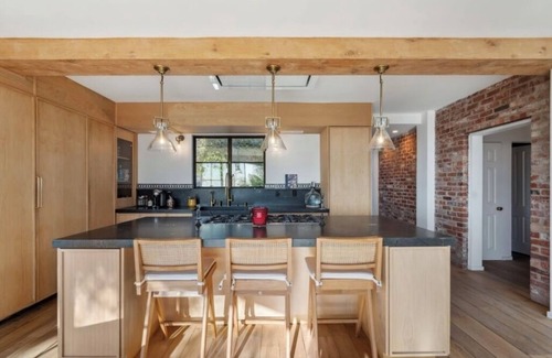 Hollywoodland House | Luxury Zen Oasis, Central, w Hollywood Sign View!