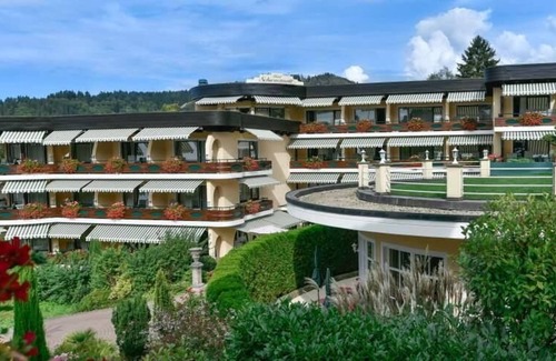 Badenweiler Apartment | Luxus Doppelzimmer mit Balkon