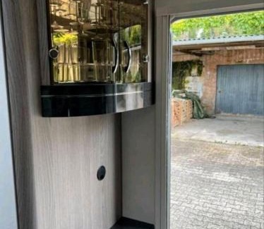 Lauenfoerde Other | Luxus Wohnwagen zur Vermietung mit AC, Markise, WC und Duschkabine
