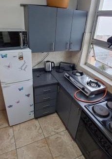 Humewood Apartment | Luyindalo Accomodation at Granten Heights