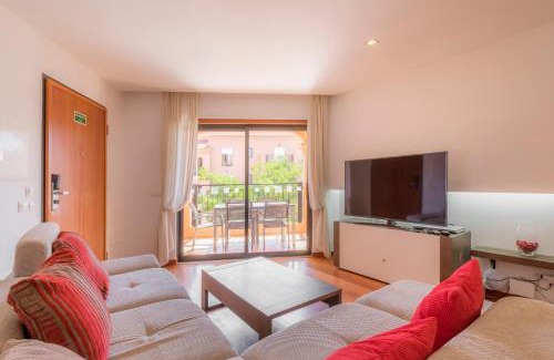 Praia da Luz Apartment | Luz casas- BayLuz apart,pool,beach, tennis, wifi,aircon