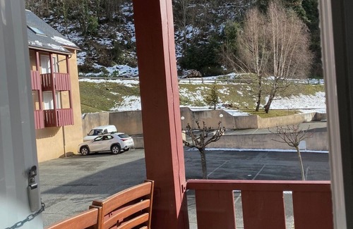 Esquieze-Sere Apartment | Luz-Saint-Sauveur 4-person apartment + optional garage