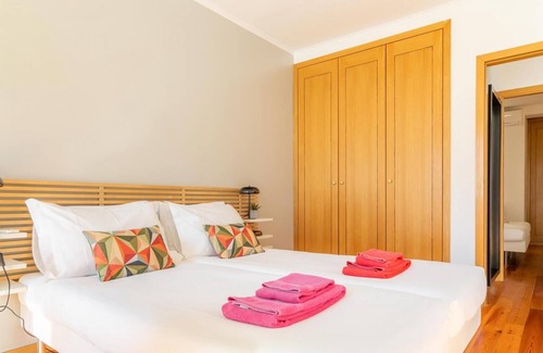 Santa Maria Maior Apartment | LV Premier Baixa PR2 Elevator City View Balcony