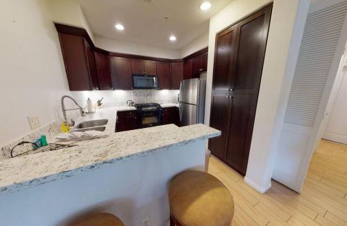 La Quinta Apartment | LV101 Downstairs 1 Bedroom Legacy Villas Retreat