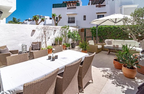 San Pedro de Alcantara House | LVB - Casa Linda vista by roomservices