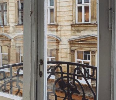Prospekt Svobody Apartment | Lviv Loft Apartments