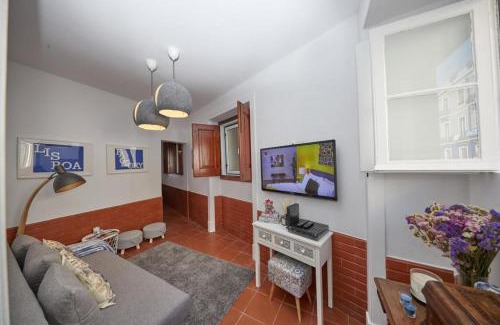 Santo Amaro Apartment | Lx Factory Apartment! Outside terrace