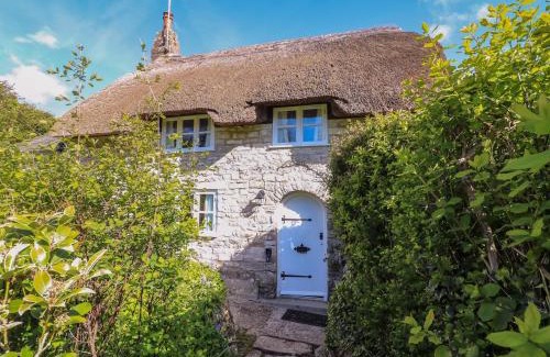 Holworth House | Lychgate Cottage