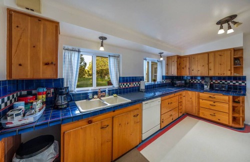 Elgin Apartment | Lyle Canyon/Country Quiet/Solitude/Sleeps 8