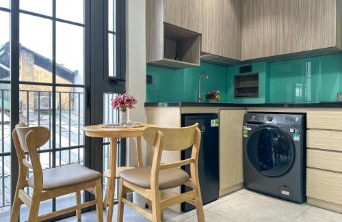 Bach Dang Riverside Apartment | Lyn house