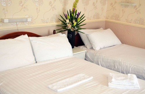 South Shore Hotel | Lyndene Hotel