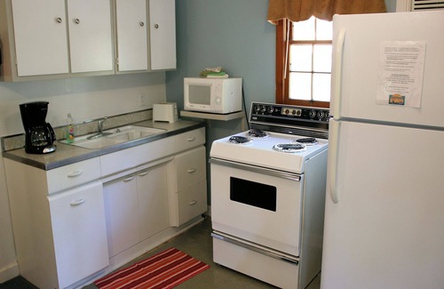 Almo Cabin | Lynnhurst Family Resort