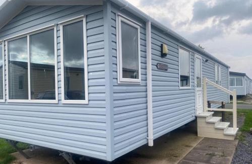 Rhyl Apartment | Lyons robin hood caravan Rhyl SBW 26