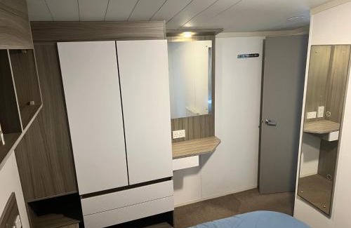 Towyn Resort | Lyons Winkups holiday park ll22 9EL