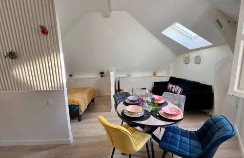 Downtown Angers Apartment | Lysbed - T2 Le Flore