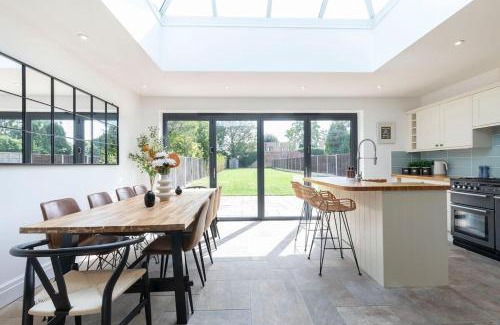 Gloucester House | Lythwood House