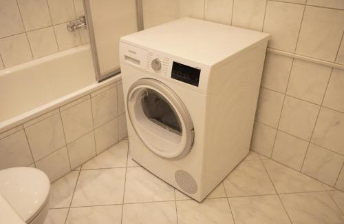 Buchholz Apartment | Möblierte 3-Zimmer-Wohnung nahe Düsseldorf in Duisburg-Süd