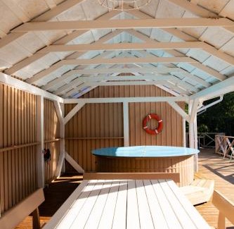 Baltic Sea Apartment | MĖLYNOJO KARPIO PIRTIES NAMAS