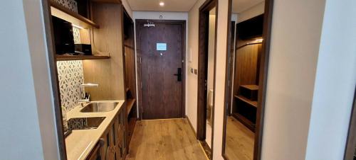 Suoi Nuoc Beach Hotel | M Condotel By Mandala Cham Bay Mui Ne Hotel & Spa
