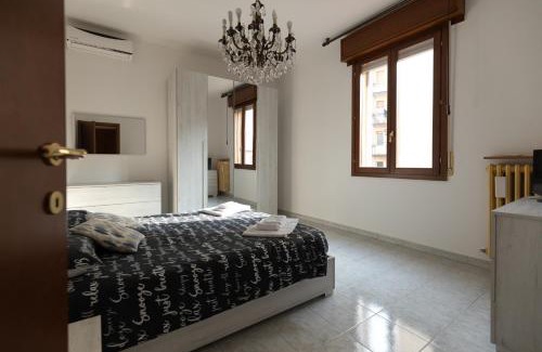 Santo Stefano Apartment | M.G. Home 2 a un passo da tutto