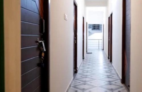 Tiruvannamalai Hotel | M R Lodge