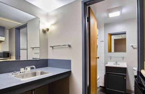 North Canton Hotel | M Star North Canton - Hall of Fame