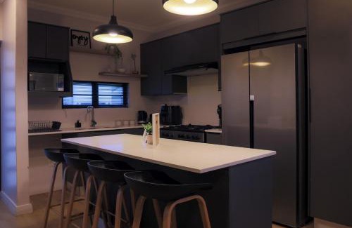 Port Elizabeth House | M-Stay on Baywest