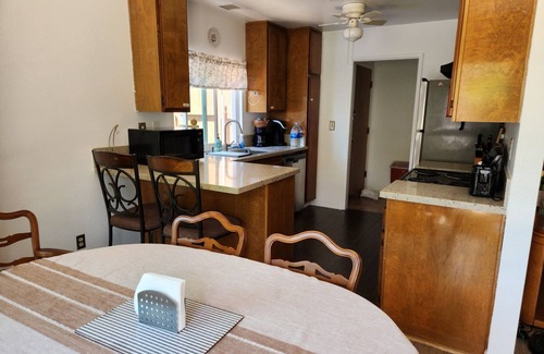 Bay Terraces House | M to L Term Master Suite - King bed, desk. TV, AC and WiFi in San Diego