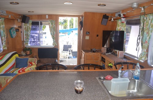 Isla Mujeres Boat Rental | M/V Scorcey, a yacht in paradise