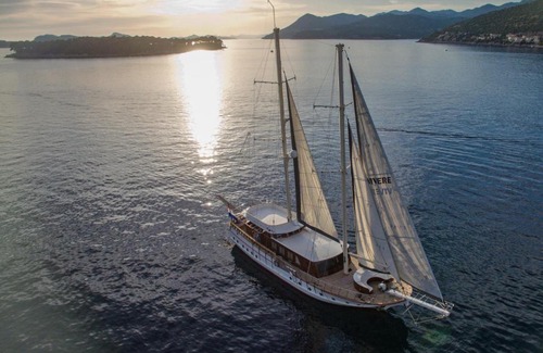 Zaton Boat Rental | M/Y VIVERE