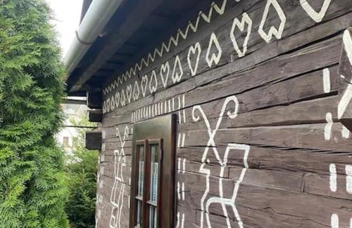 Cicmany House | Maľovaná drevenička v Čičmanoch