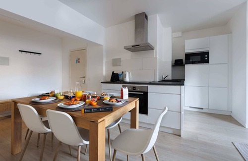 Wijk van de Squares Apartment | MA - Berlaymont I - Two Bedroom Apartment, Sleeps 6