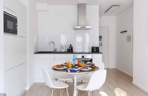 Wijk van de Squares Apartment | MA - Charlemagne V - One Bedroom Apartment, Sleeps 4