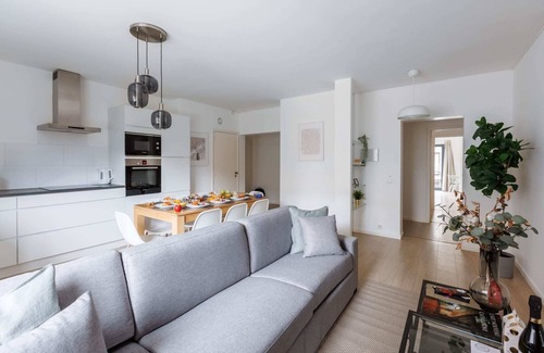 Wijk van de Squares Apartment | MA - Charlemagne VI - Three Bedroom Apartment, Sleeps 8