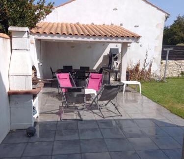 Saint-Pierre-d'Oleron House | Ma Chaumiere