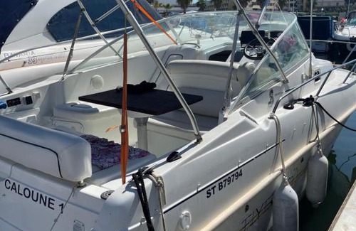 Naturist Village Boat Rental | Ma Choune Bateau à quai village naturiste