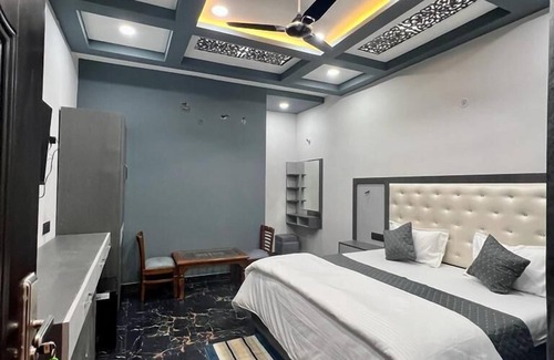 Faizabad Hotel | Maan Avadh