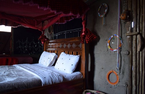 Arusha Region Cabin | Maasai Eco Boma Lodge
