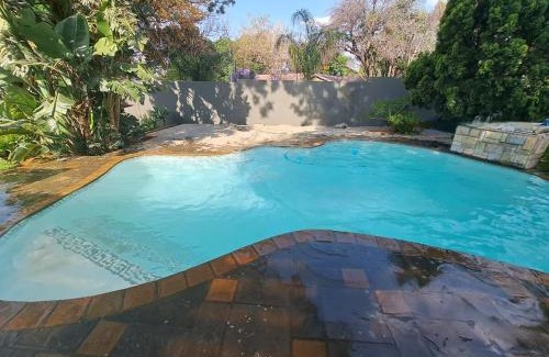 Rustenburg House | Mabheleni Lodge