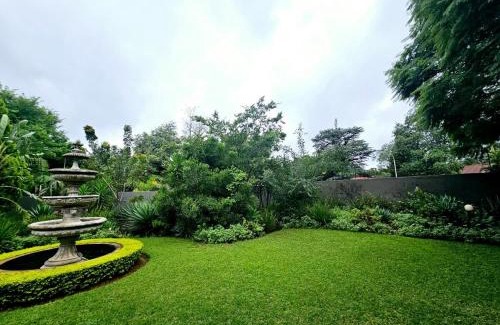 Rustenburg House | Mabheleni Lodge