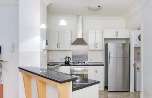 Brisbane Central Business District Apartment | Macarthur Chambers