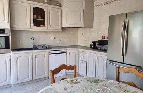 Rogliano Apartment | Macinaggio apartment 100m2, 2 terraces, 3 bedrooms close to shops and sea.