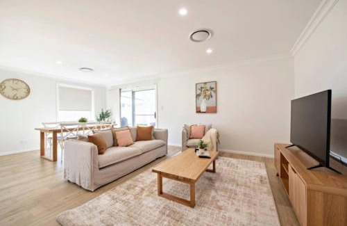 Dubbo House | Macintyre House