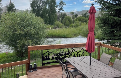 Mackay Cabin | Mackay Bunkhouse - Beautiful home with large deck right on the Big Lost River