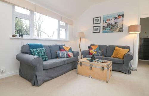 Marazion House | Mackerel Sky